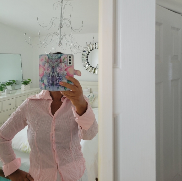 Pink long sleeve shirt - Picture 2 of 2